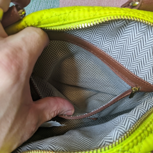 Steve Madden Neon Green Brown Handle Shoulder Handbag - Picture 6 of 10